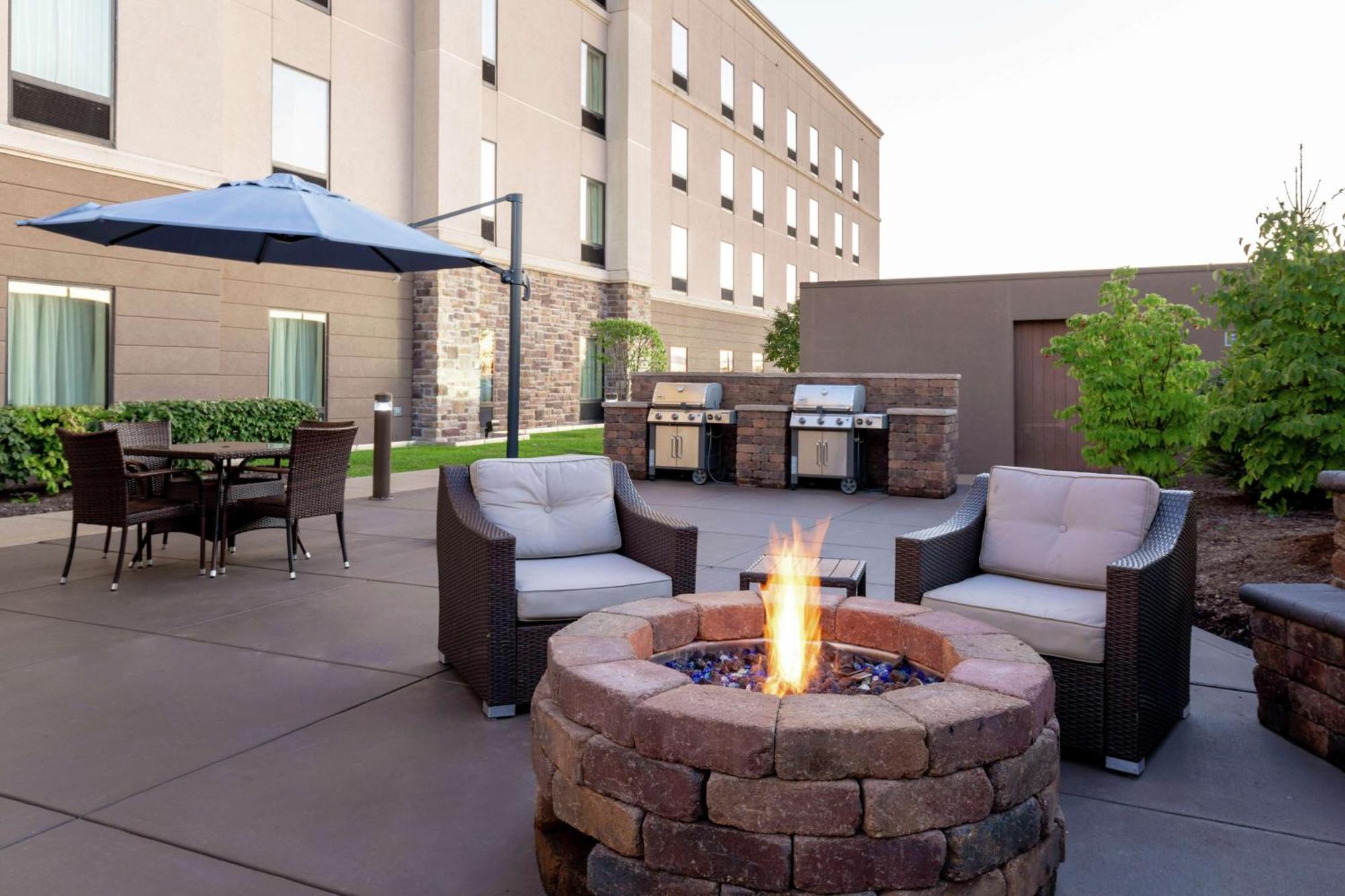 Hampton Inn & Suites Wheeling - The Highlands Triadelphia Kültér fotó